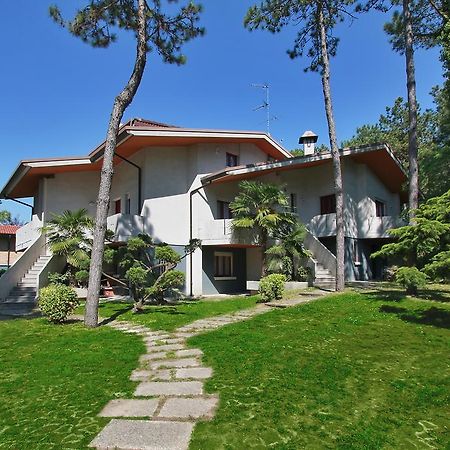 Villa Paola Lignano Sabbiadoro Extérieur photo