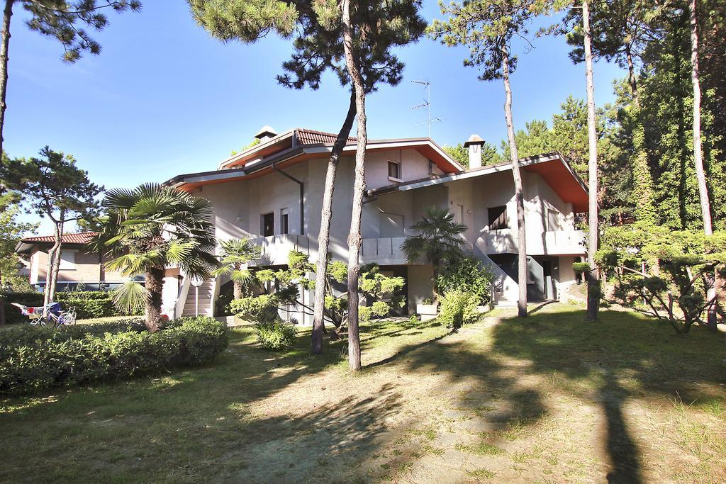 Villa Paola Lignano Sabbiadoro Extérieur photo